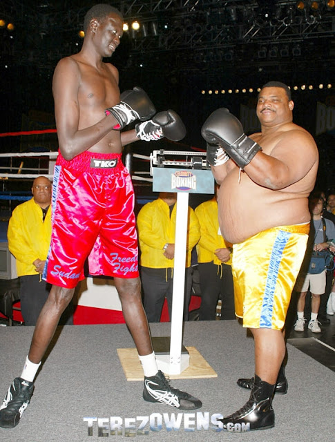 Manute Bol vs. Refrigerator Perry – Celebrity Boxing