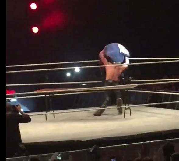 Seth Rollins injured his knee ACL